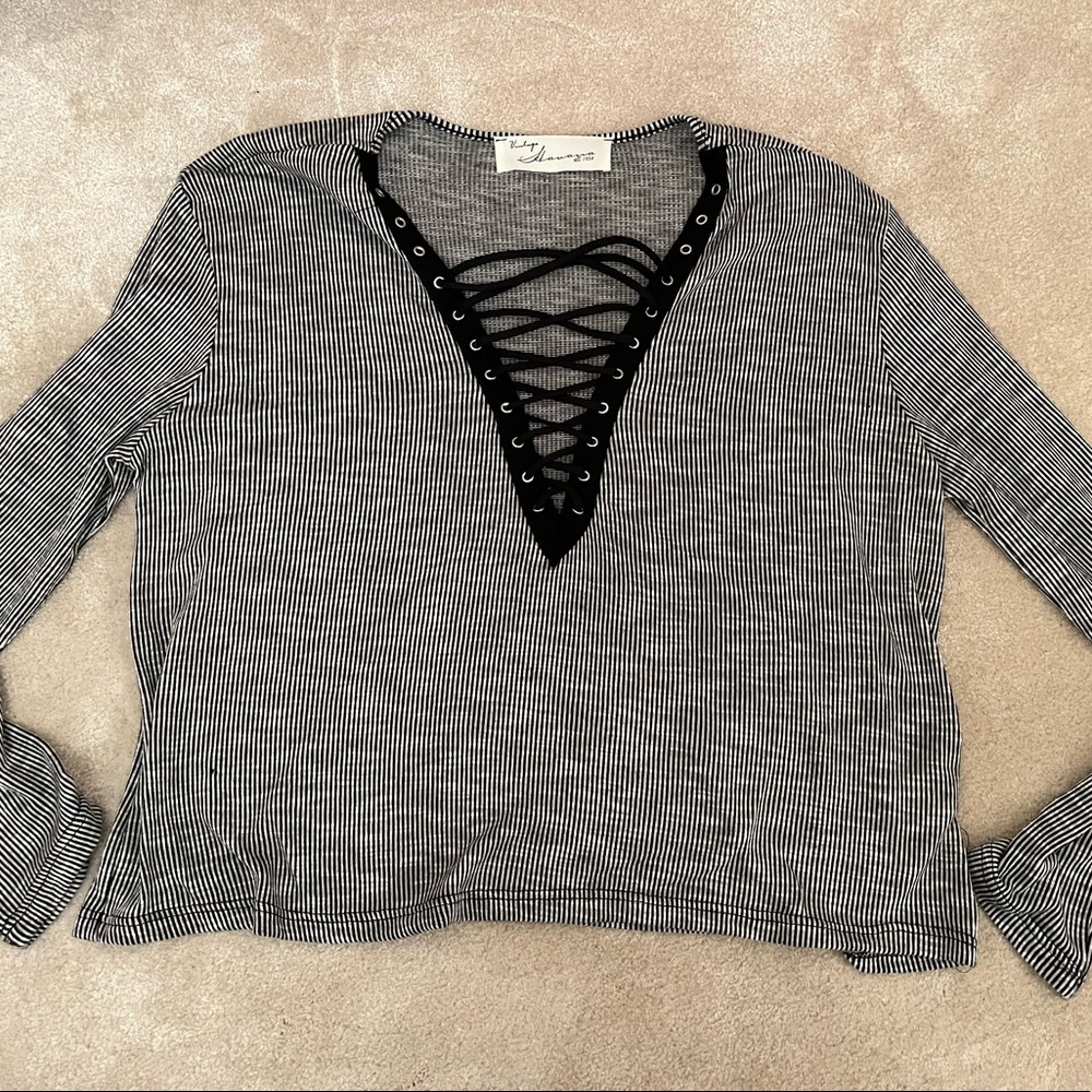Black and white Vintage Havana lace up top